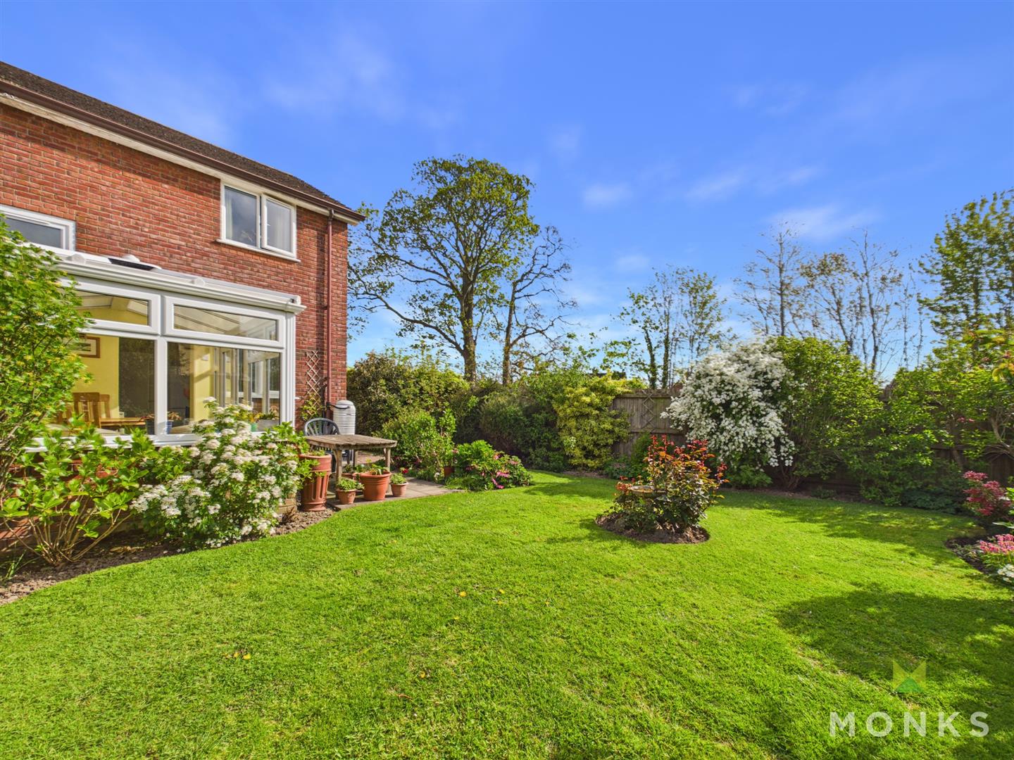 12 Border Close, Oswestry, SY11 2TT For Sale